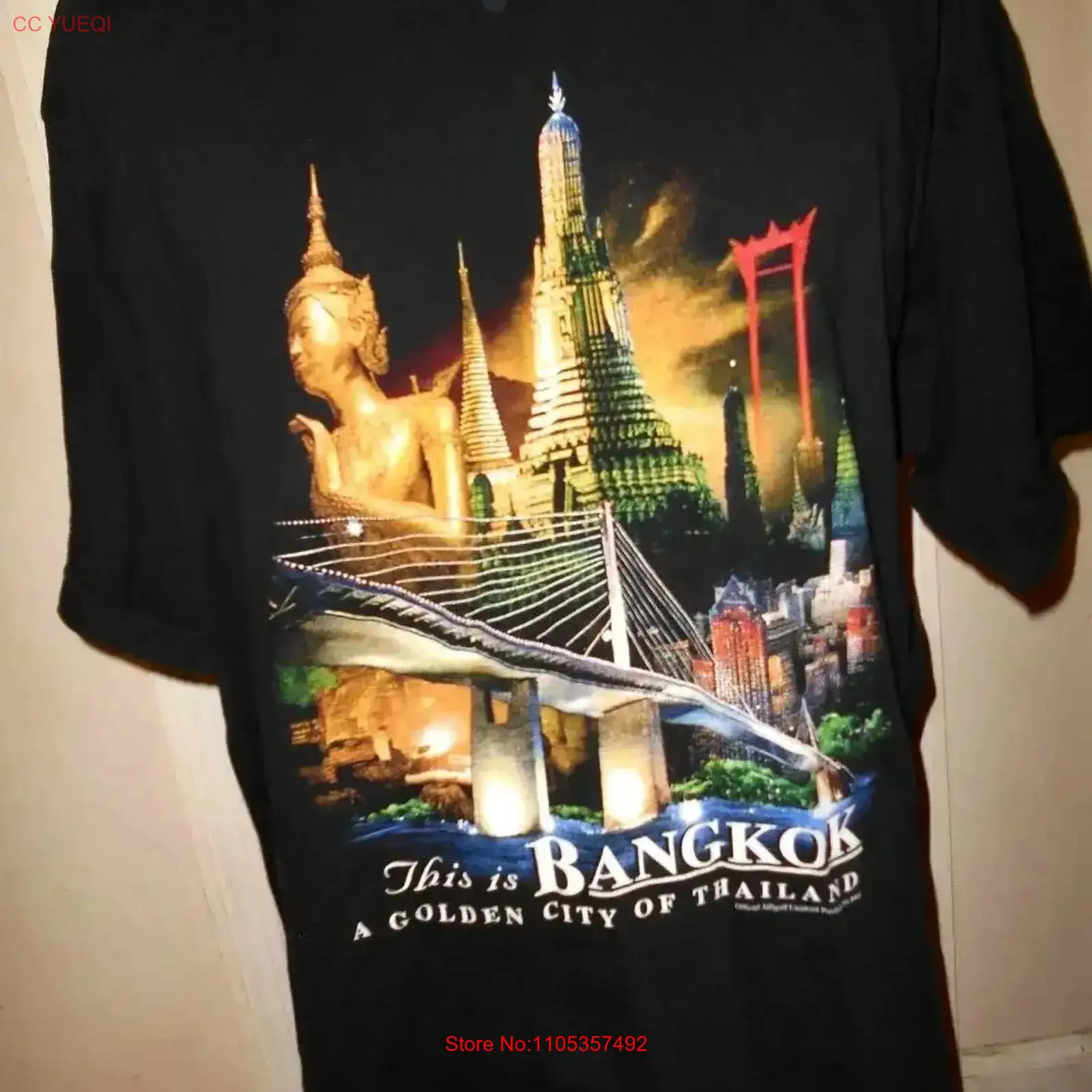 Vintage Fashion Bangkok - Jolicolf To jest męska koszulka T-shirt