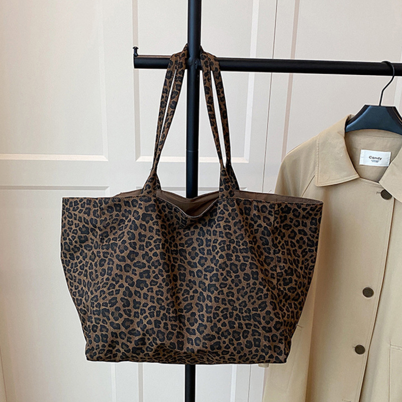 Damska torba na ramię w panter – Vintage Fashion Shop recenzja i cena